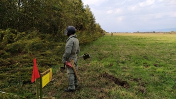 САПЕРЫ ЮВО ЗАВЕРШИЛИ РАЗМИНИРОВАНИЕ ТЕРРИТОРИИ АЭРОПОРТА В СУХУМЕ