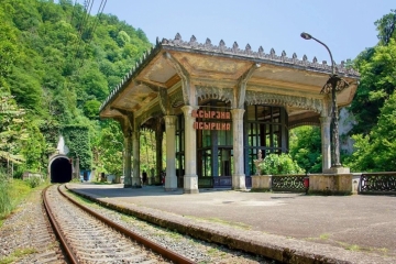 ITALIAN COMPANY WILL RESTORE THREE RAILWAY STATIONS